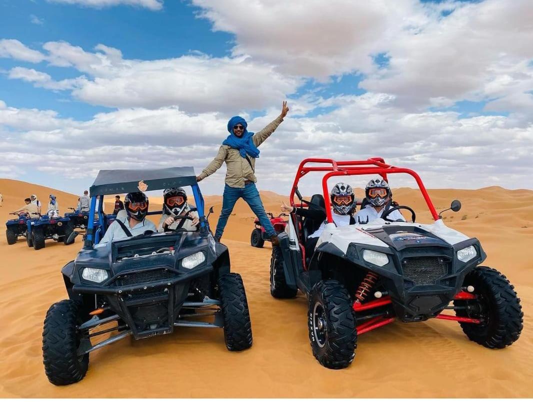 Nomada Domes Camp With Airco Hotell Merzouga Exteriör bild