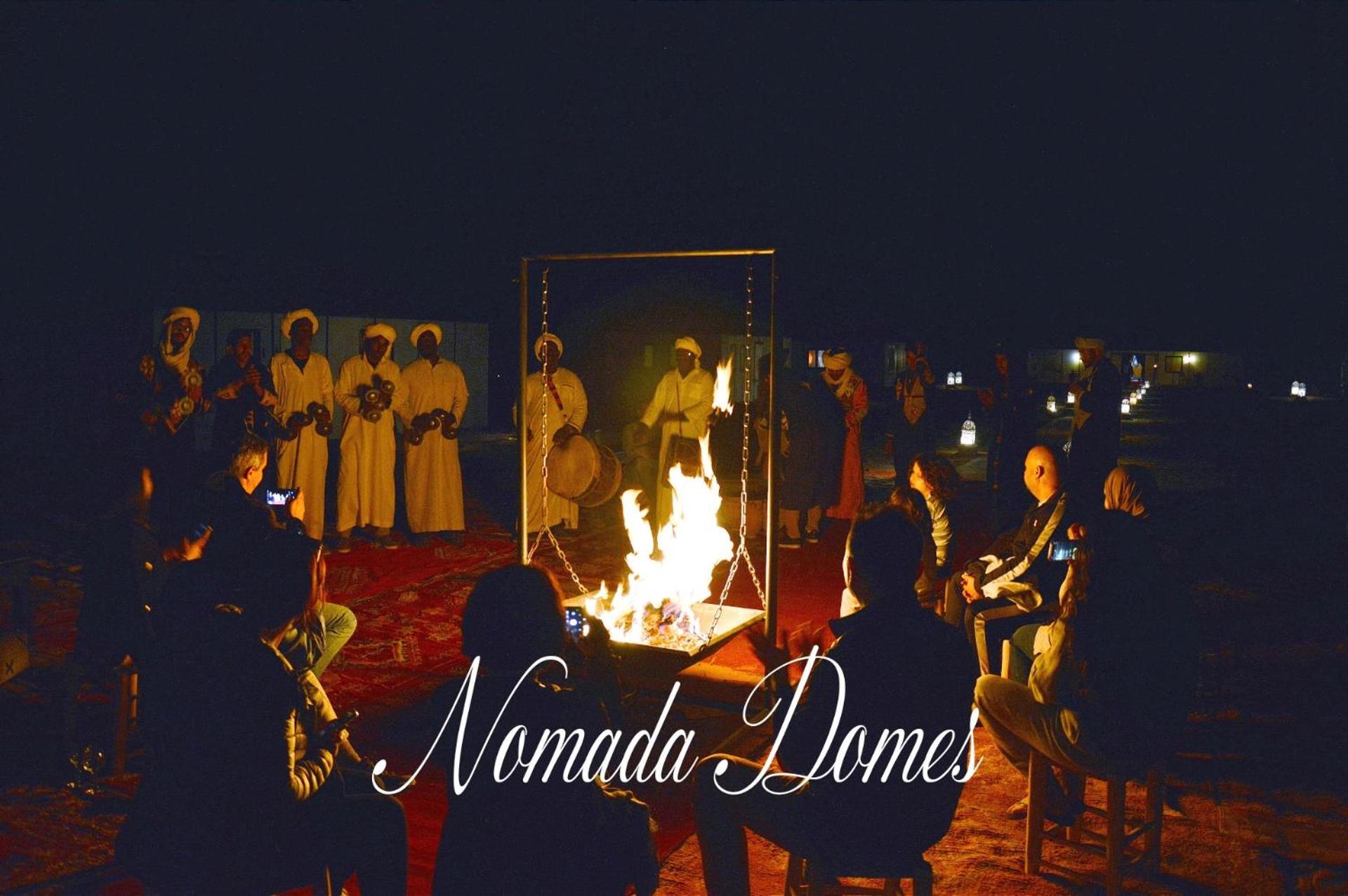 Nomada Domes Camp With Airco Hotell Merzouga Exteriör bild