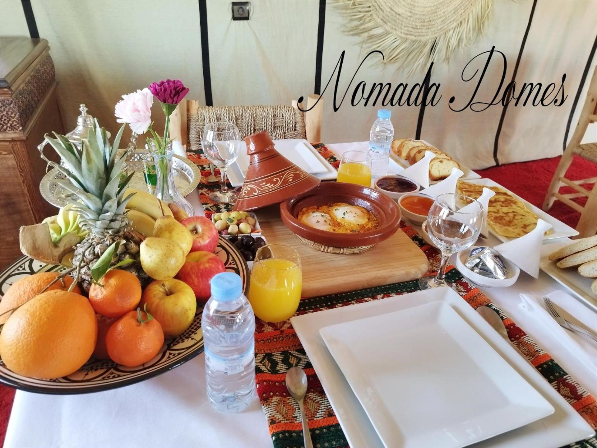 Nomada Domes Camp With Airco Hotell Merzouga Exteriör bild
